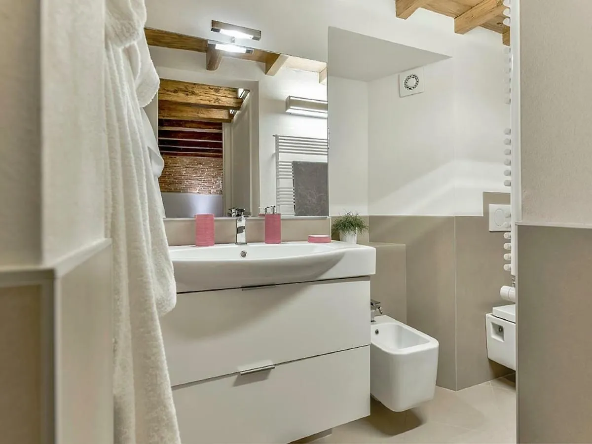 La Perla A Palazzo Vecchio Apartment Florence 0*,
